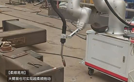 AC米兰协作焊接典型应用：立焊转平焊一次成型
